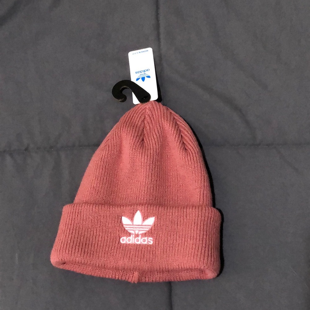 NWT Adidas Trefoil Beanie